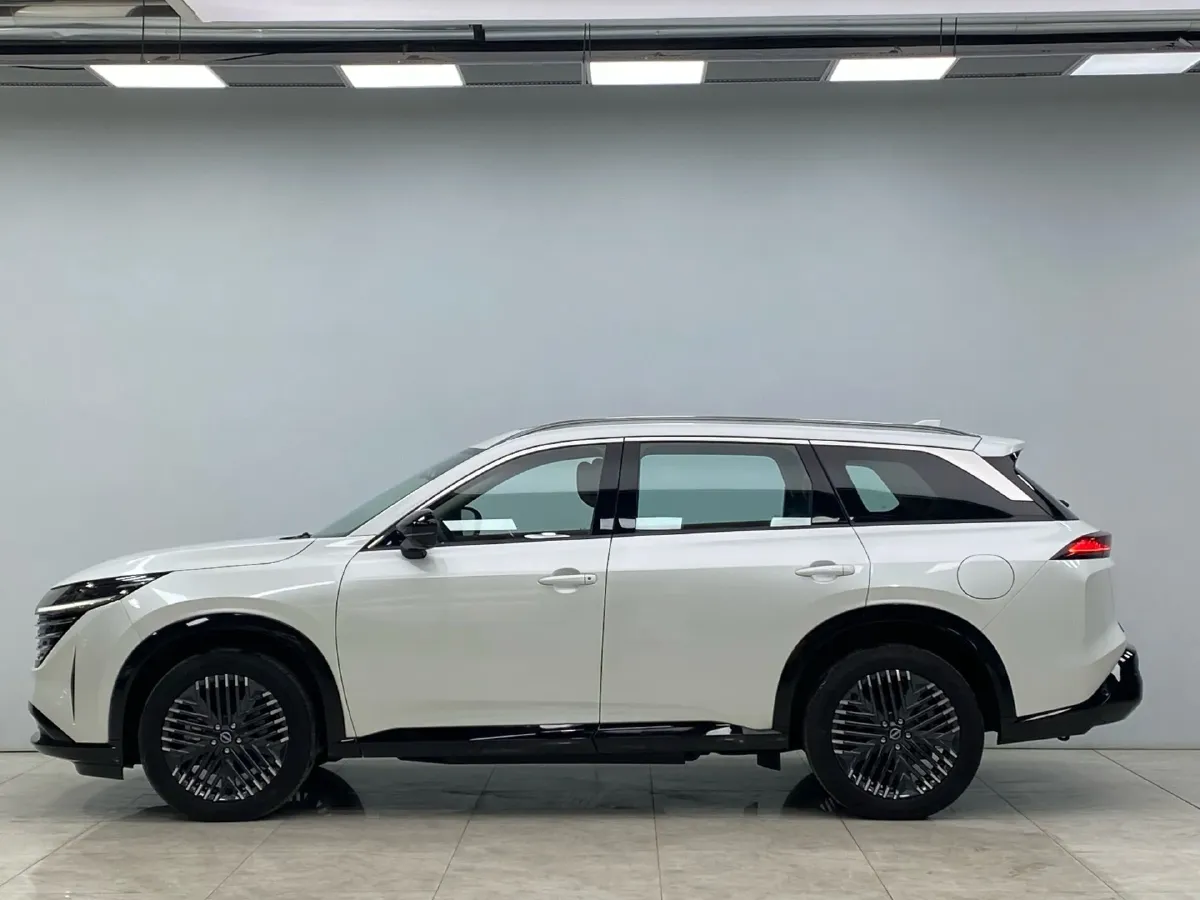 2024 Nissan Pathfinder 2.0T 252HP L4 9AT,autocango,china used car exporter,china ev exporter,chinese used car exporter,chinese used ev exporter