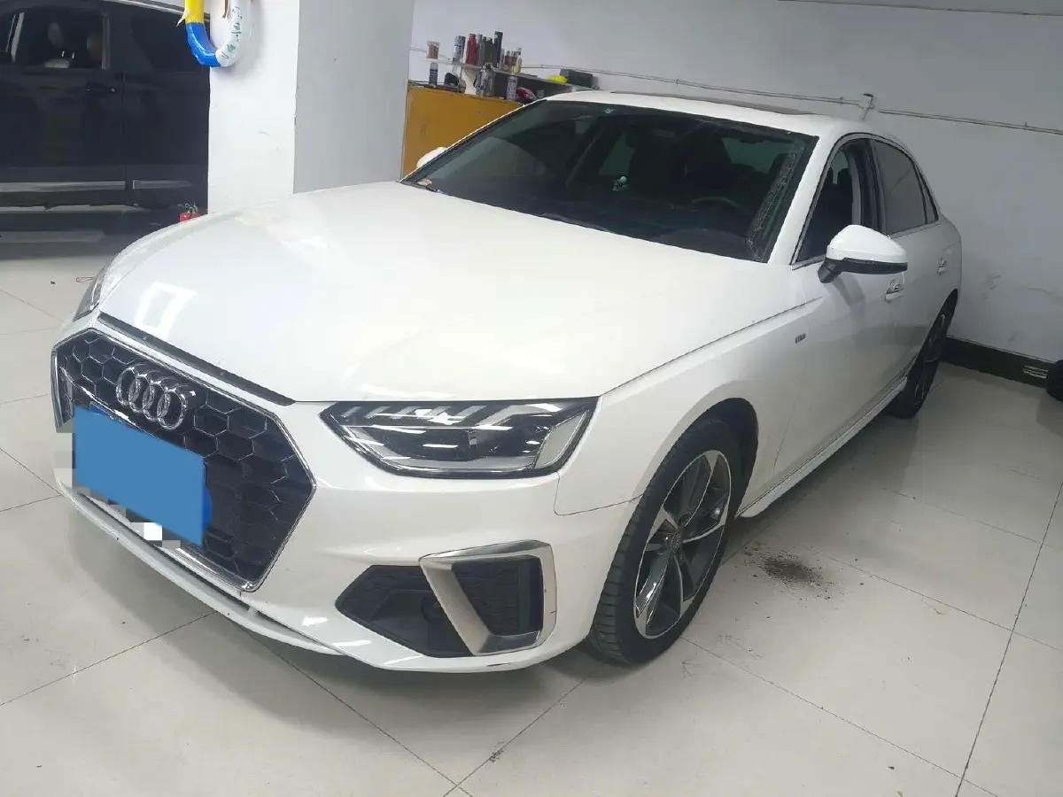 2020 Audi A4L 2.0T 190HP L4 7DCT