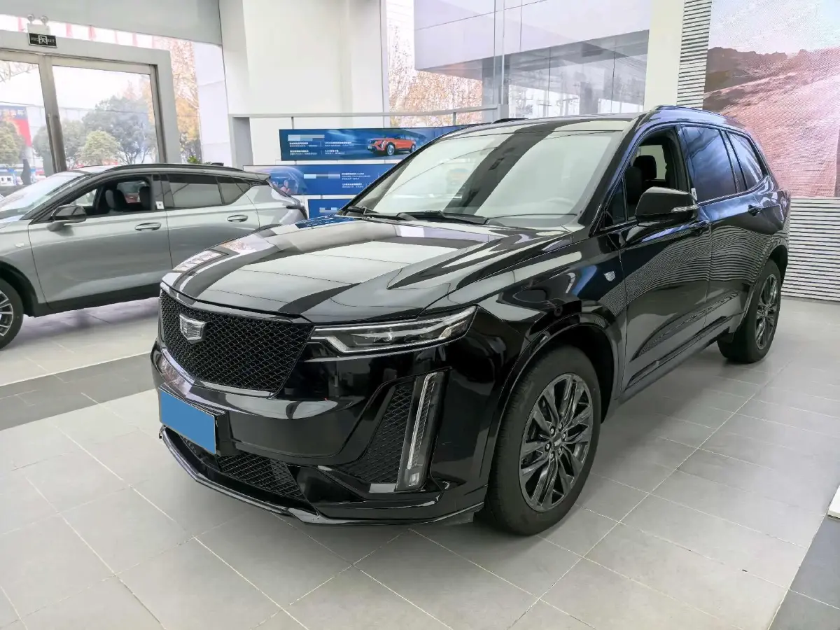 2022 Cadillac XT6 2.0T 237HP L4 9AT