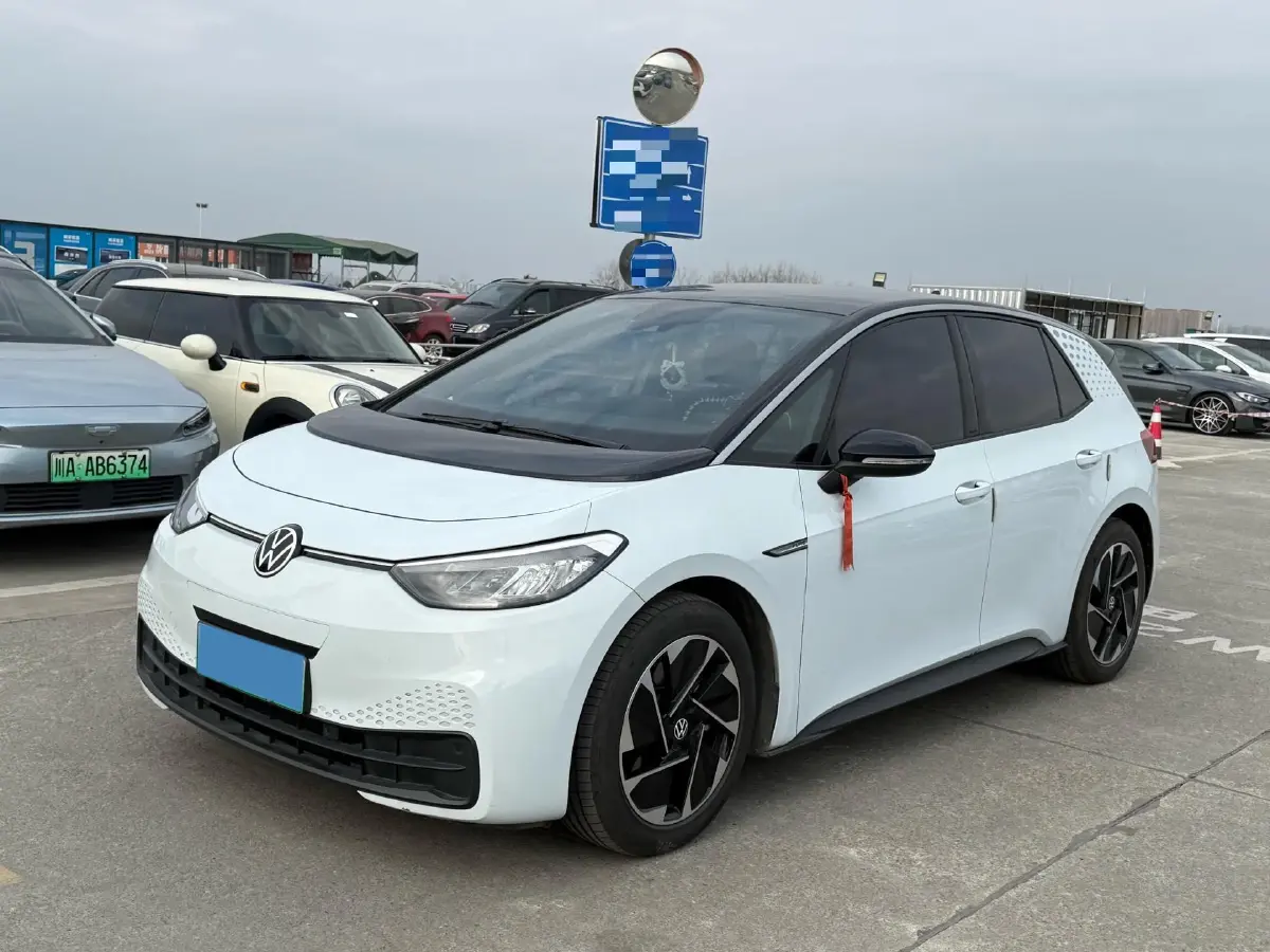 2024 Volkswagen ID.3 BEV 52.8KWH