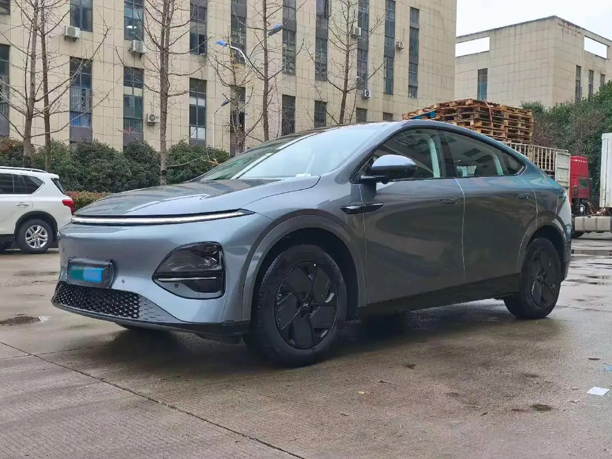 2025 Xpeng G6 BEV 68.5KWH