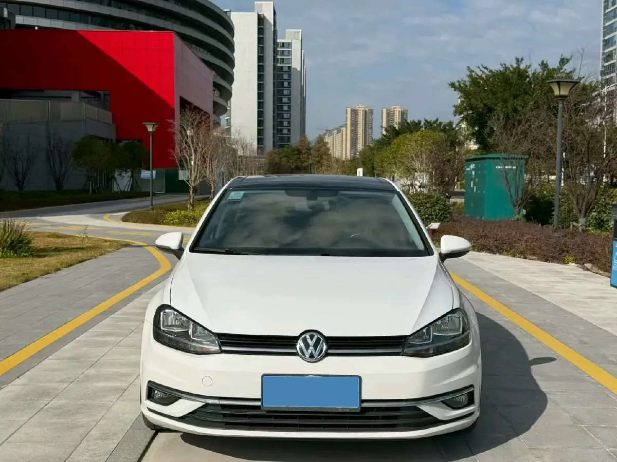 2019 Brilliance Auto V7 1.8T 231HP L4 7DCT,autocango,china used car exporter,china ev exporter,chinese used car exporter,chinese used ev exporter