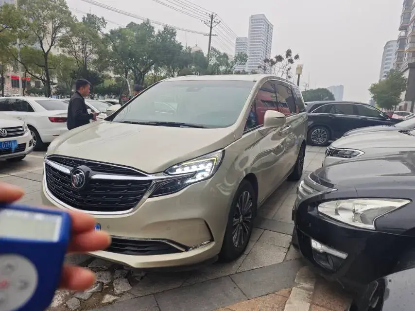 2020 Buick GL8 2.0T 237HP L4 9AT