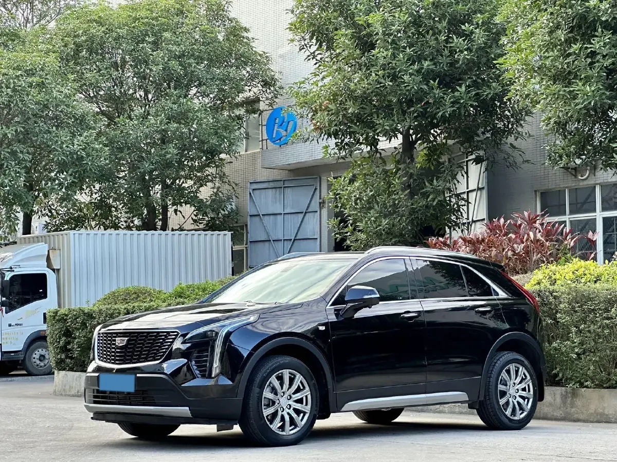 2021 Cadillac XT4 2.0T 237HP L4 9AT