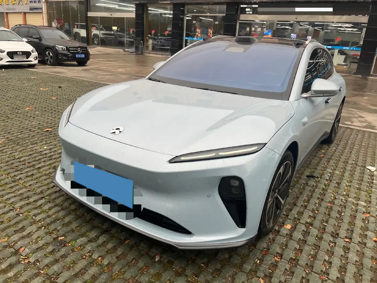 2023 NIO ET5T BEV 75KWH