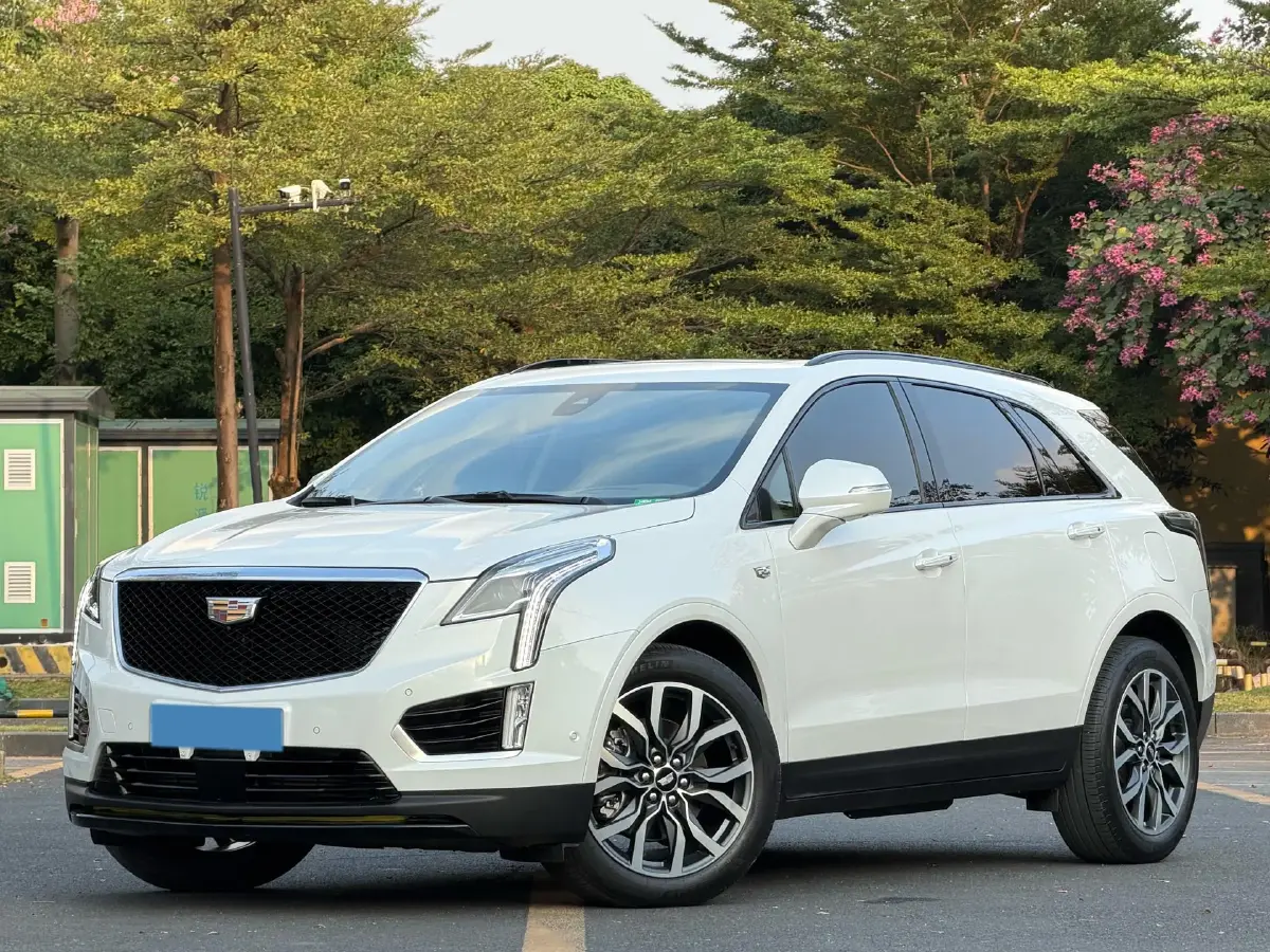 2022 Cadillac XT5 2.0T 237HP L4 9AT