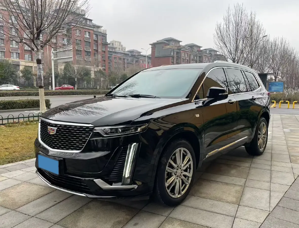 2022 Cadillac XT6 2.0T 237HP L4 9AT