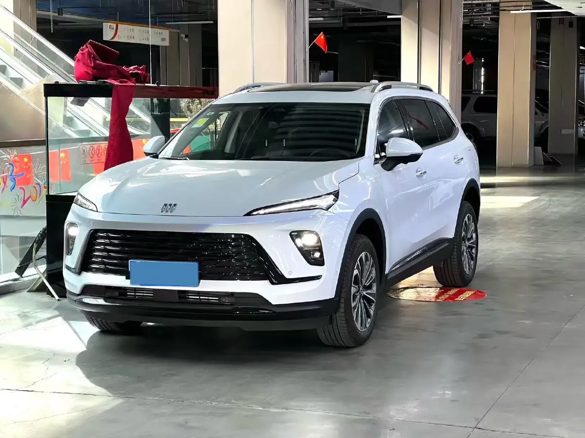 2025 Buick EnvisionPlus 2.0T 237HP L4 9AT