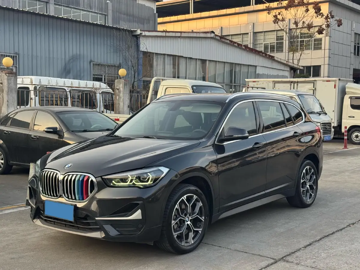 2022 BMW X1 2.0T 192HP L4 7DCT