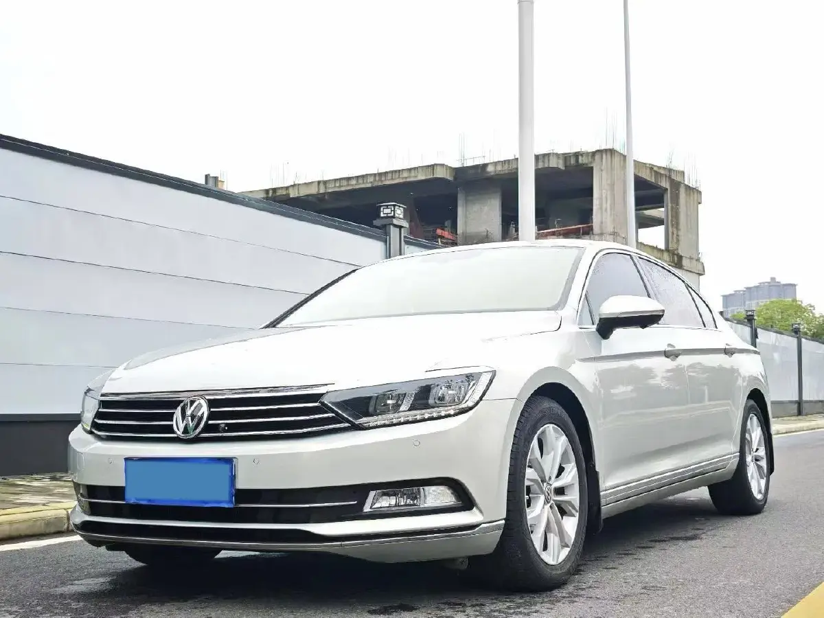 2018 Volkswagen Magotan 1.8T 180HP L4 7DCT