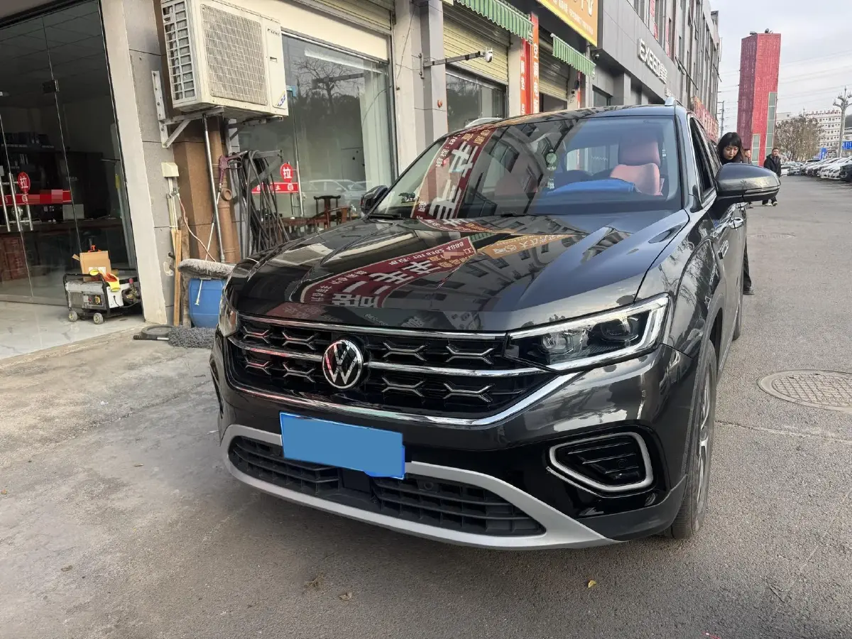 2024 Volkswagen Tayron 2.0T 186HP L4 7DCT