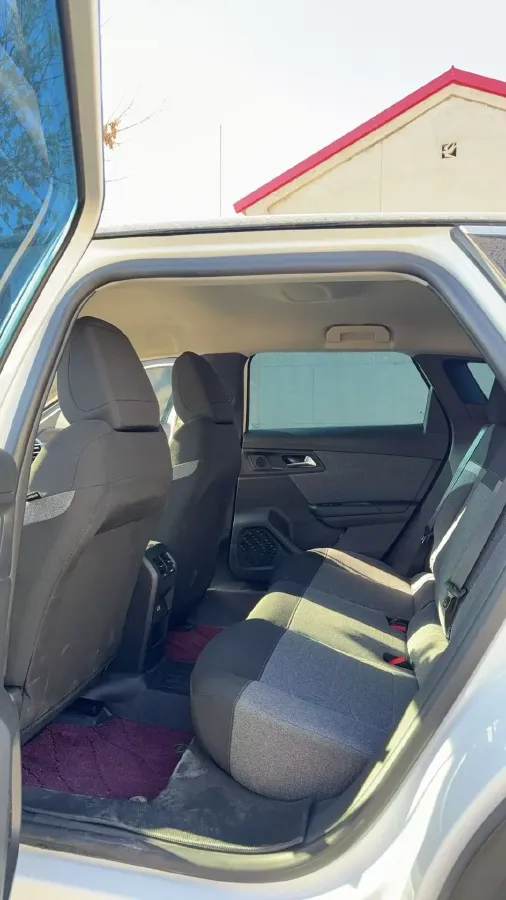 2025 Geely Preface 1.5T 181HP L4 7DCT,autocango,china used car exporter,china ev exporter,chinese used car exporter,chinese used ev exporter