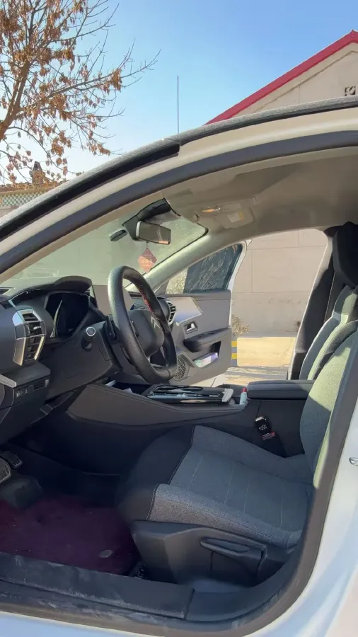 2025 Geely Preface 1.5T 181HP L4 7DCT,autocango,china used car exporter,china ev exporter,chinese used car exporter,chinese used ev exporter