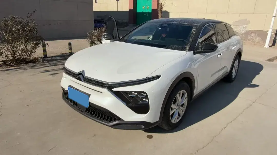 2025 Geely Preface 1.5T 181HP L4 7DCT