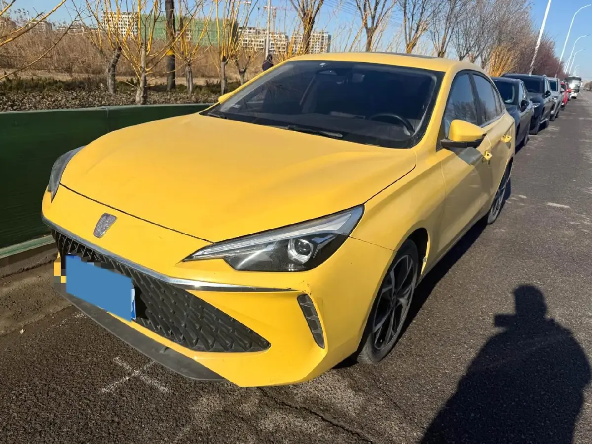 2023 Roewe i5 1.5L 129HP L4 CVT