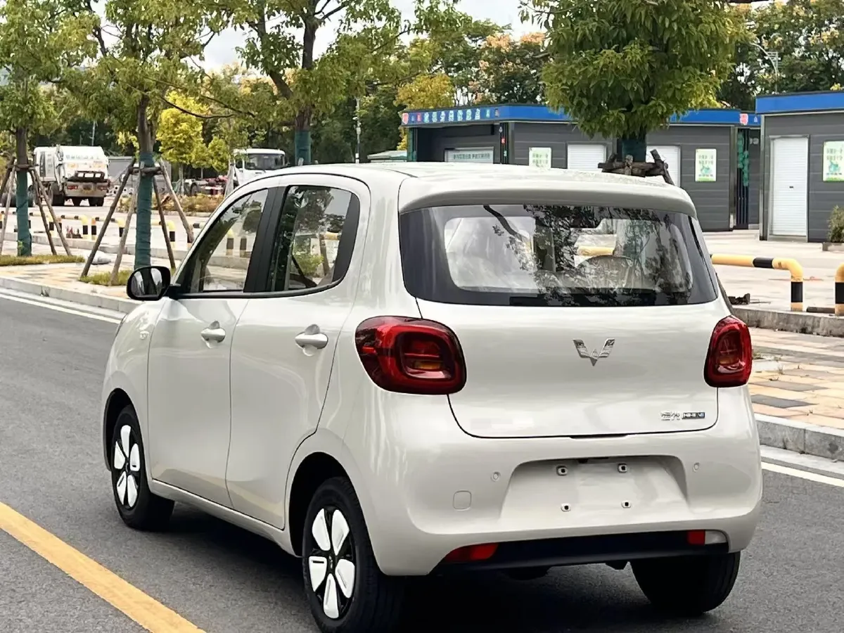 2025 WuLing HongGuang MINI EV BEV 16.2KWH,autocango,china used car exporter,china ev exporter,chinese used car exporter,chinese used ev exporter