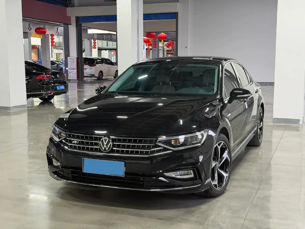 2024 Volkswagen Magotan 2.0T 186HP L4 7DCT