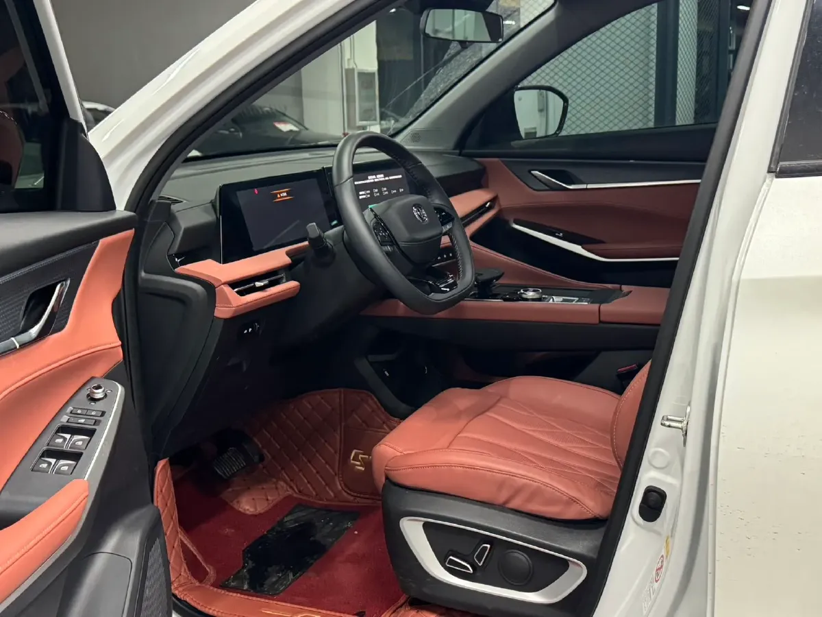 2024 ChangAn CS75 Plus 1.5T 188HP L4 8AT,autocango,china used car exporter,china ev exporter,chinese used car exporter,chinese used ev exporter