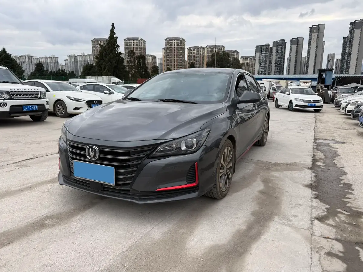 2021 ChangAn Raeton CC 1.5T 180HP L4 7DCT