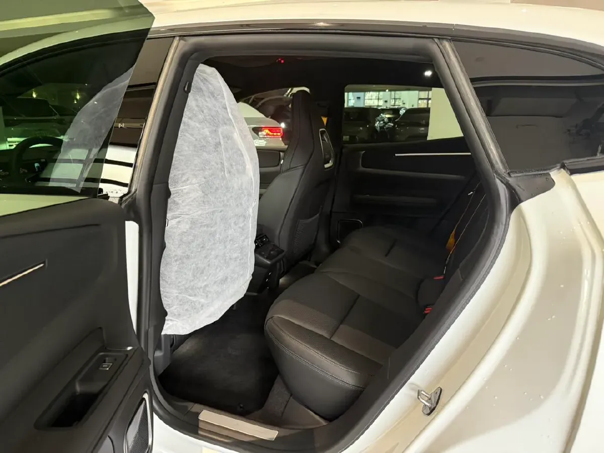 2025 Polestar 4 BEV,autocango,china used car exporter,china ev exporter,chinese used car exporter,chinese used ev exporter