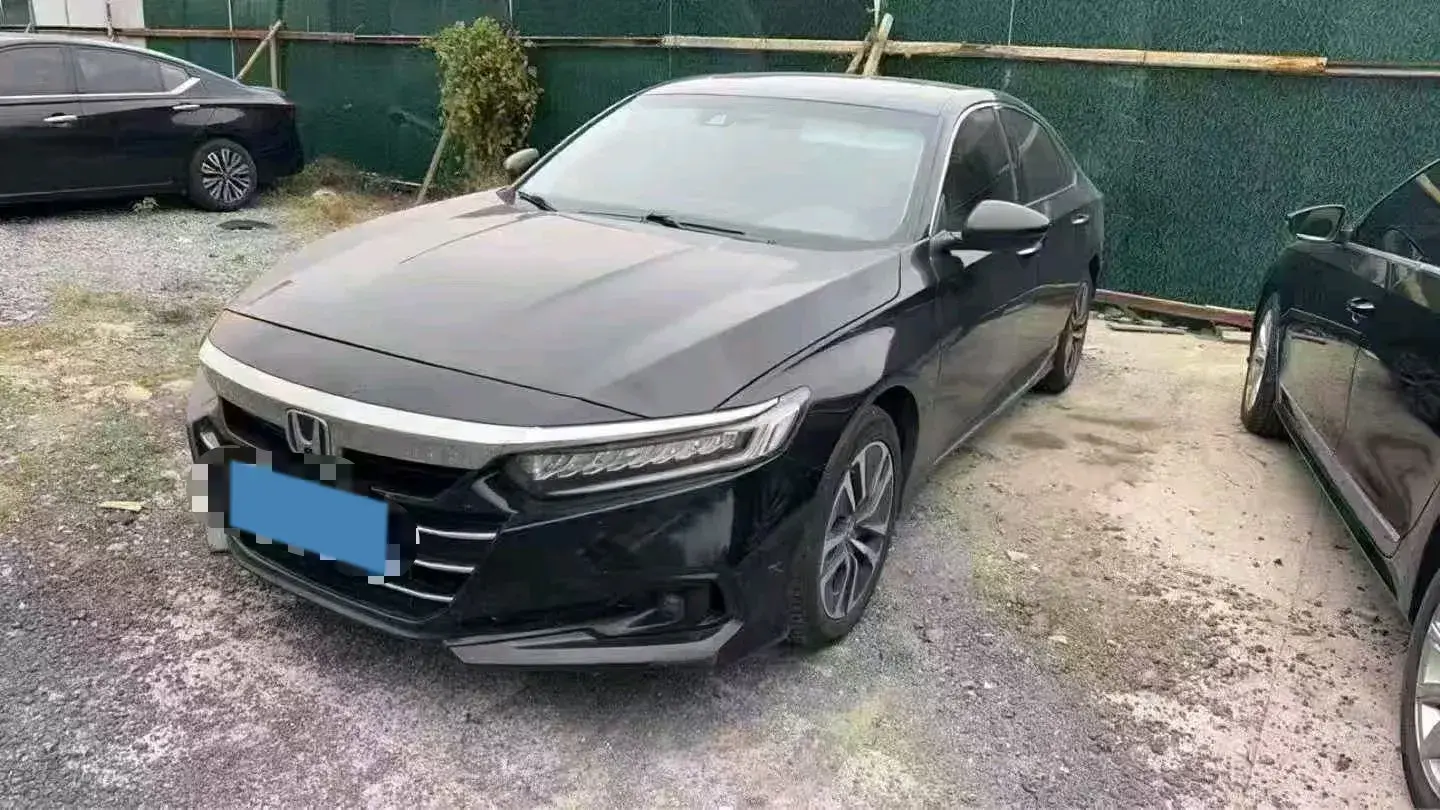 2022 Honda Accord 2.0L 146HP L4 E-CVT Hybrid