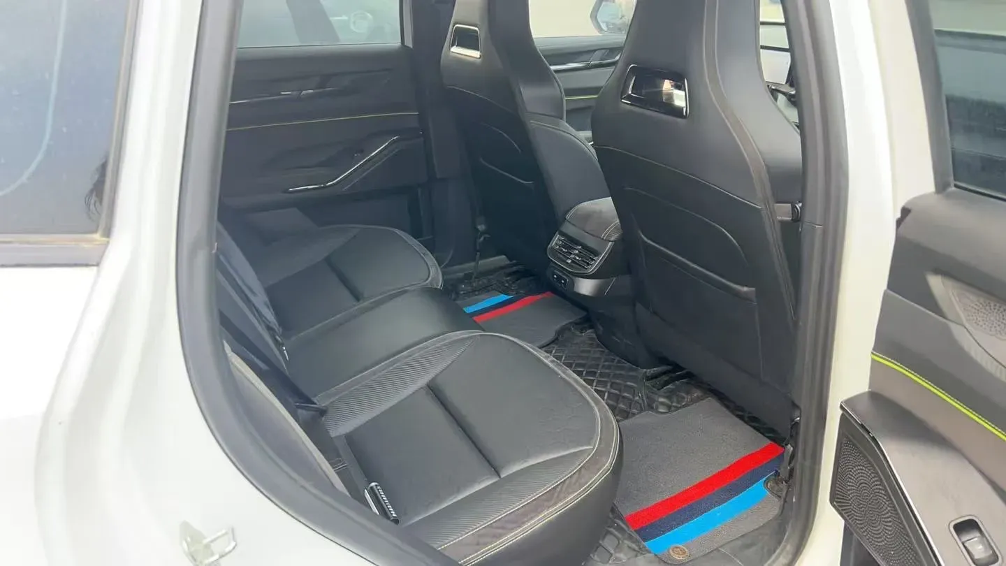 2022 Haval H6S 1.5T 150HP L4 2DHT Hybrid 1.69KWH,autocango,china used car exporter,china ev exporter,chinese used car exporter,chinese used ev exporter