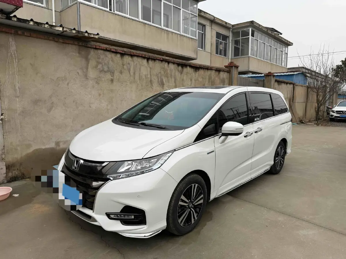 2021 Honda Odyssey 2.0L 146HP L4 E-CVT Hybrid