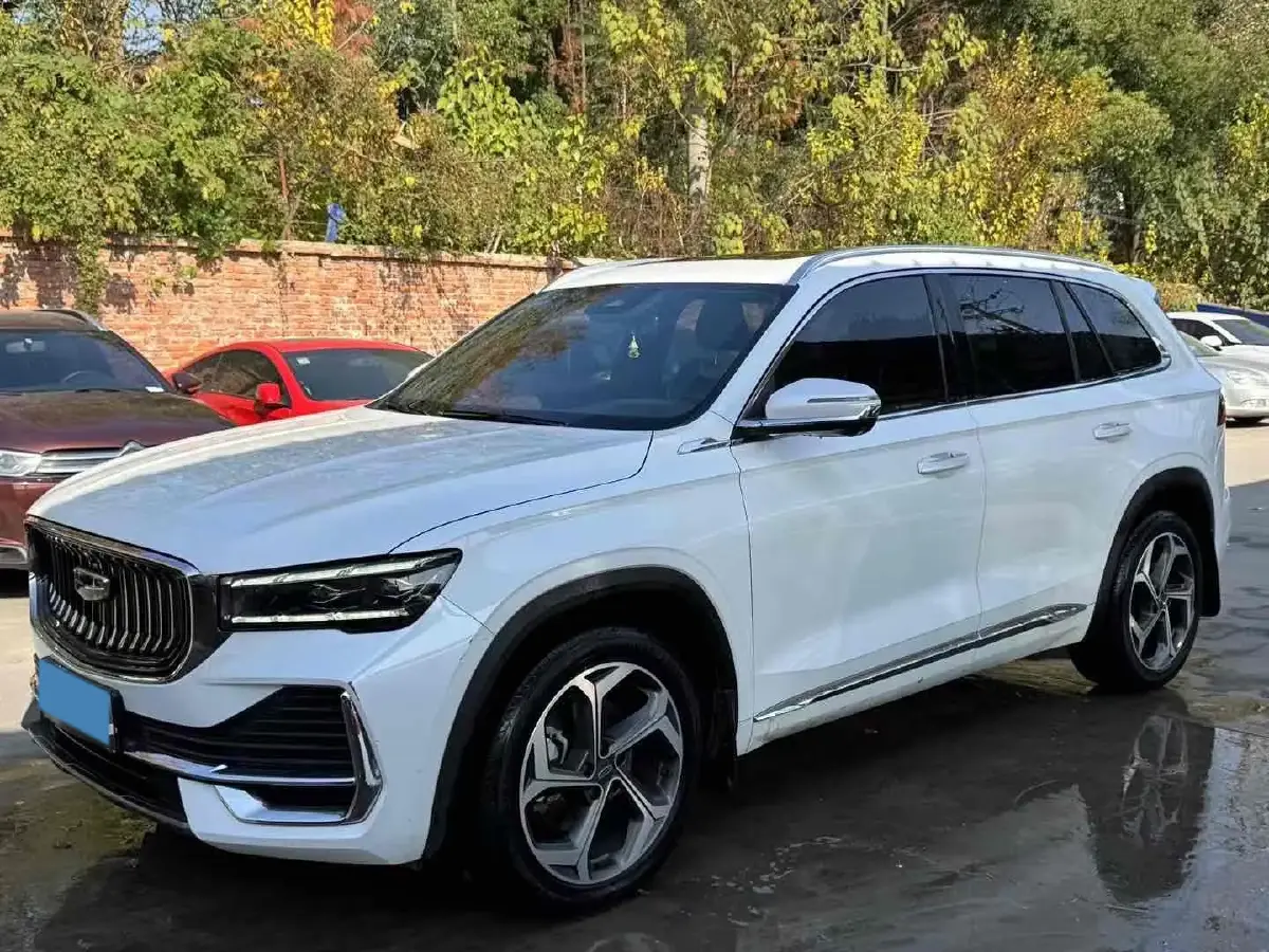 2024 Geely Monjaro 2.0T 238HP L4 8AT