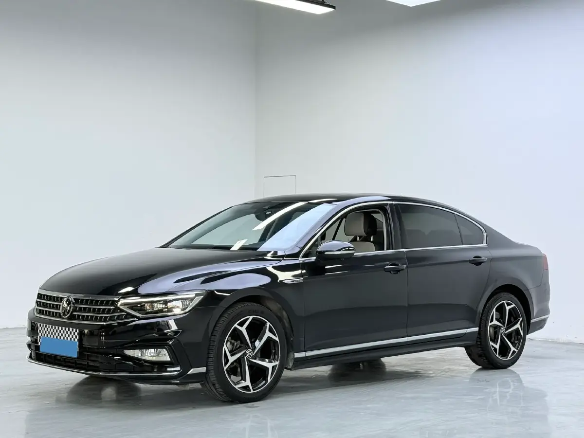 2023 Volkswagen Magotan 2.0T 186HP L4 7DCT