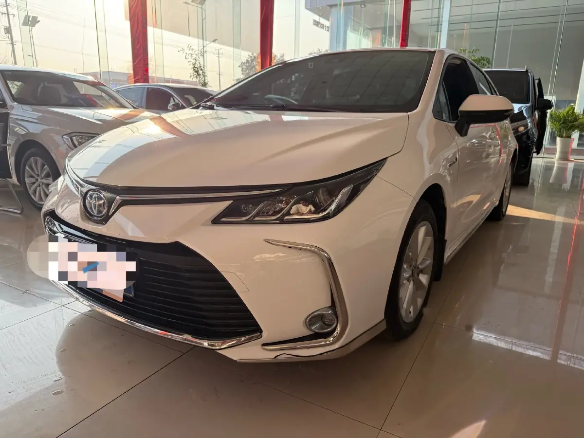 2021 Toyota Corolla 1.8L 98HP L4 E-CVT Hybrid
