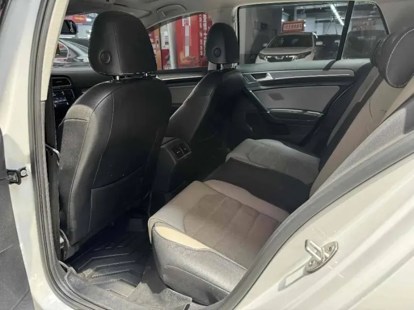 2019 Brilliance Auto V7 1.8T 231HP L4 7DCT,autocango,china used car exporter,china ev exporter,chinese used car exporter,chinese used ev exporter
