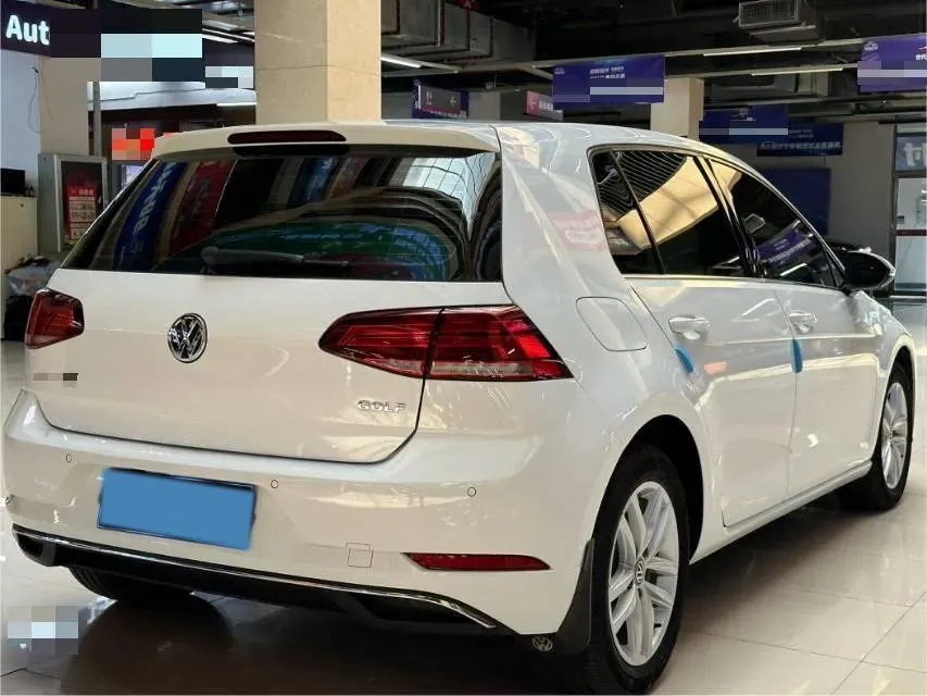 2019 Brilliance Auto V7 1.8T 231HP L4 7DCT,autocango,china used car exporter,china ev exporter,chinese used car exporter,chinese used ev exporter