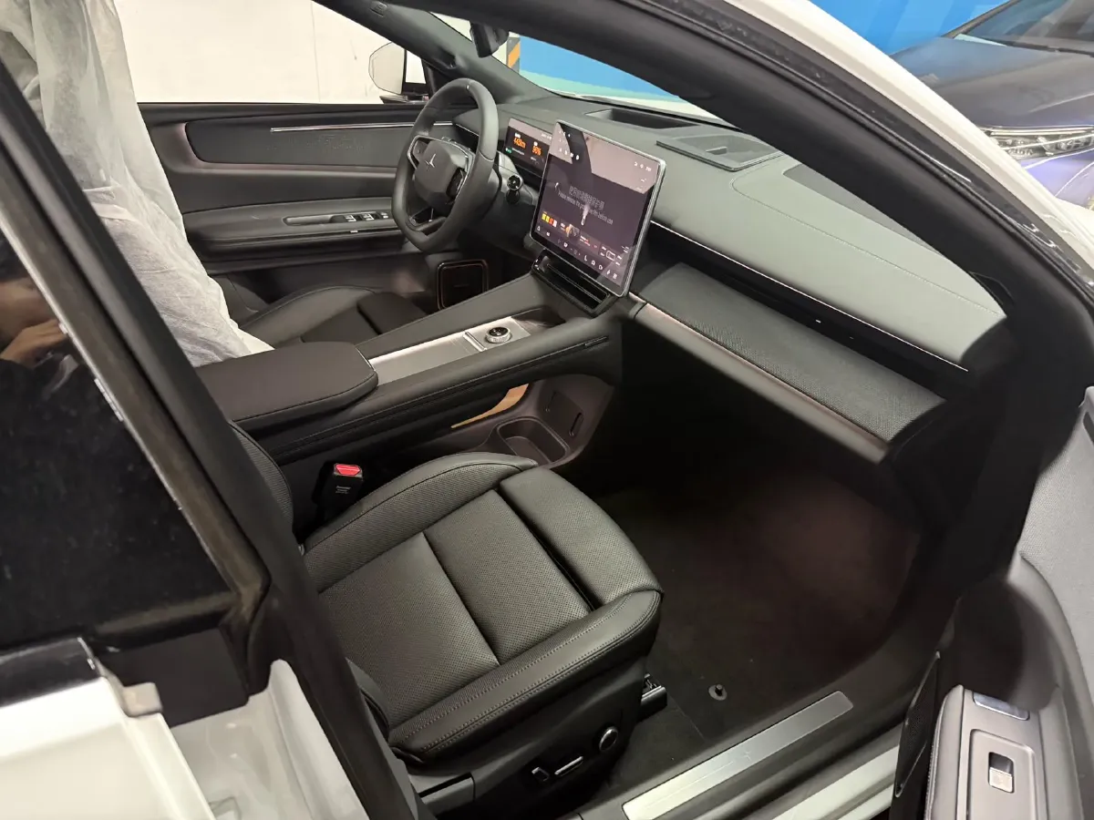 2024 Polestar 4 BEV 100KWH,autocango,china used car exporter,china ev exporter,chinese used car exporter,chinese used ev exporter