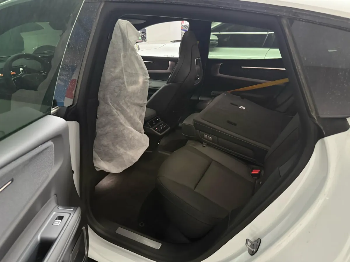 2024 Polestar 4 BEV 100KWH,autocango,china used car exporter,china ev exporter,chinese used car exporter,chinese used ev exporter