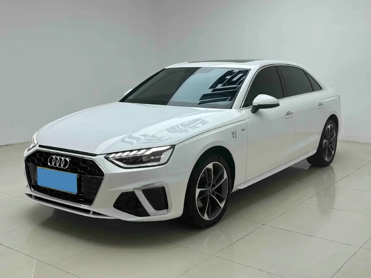 2024 Audi A4L 2.0T 190HP L4 7DCT