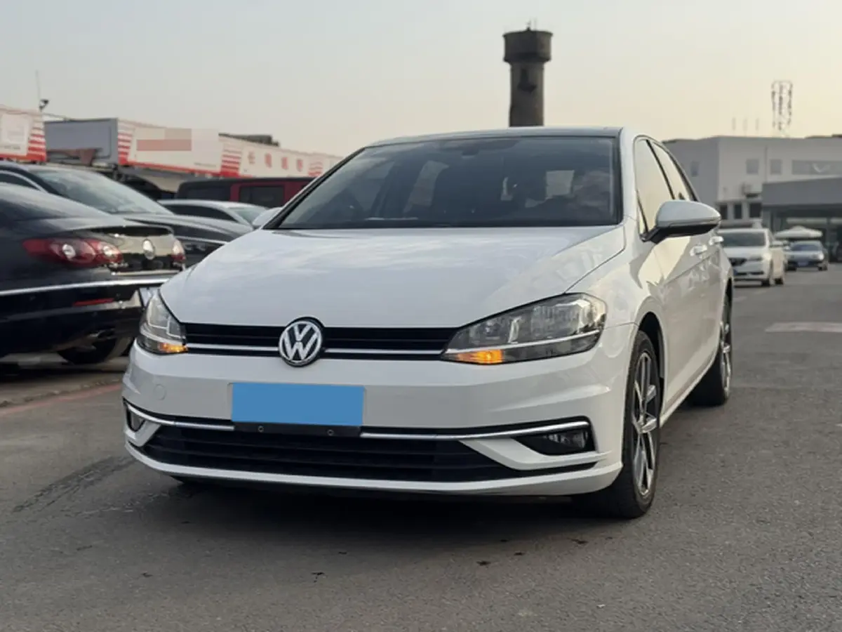 2019 Volkswagen Golf 1.4T 150HP L4 7DCT