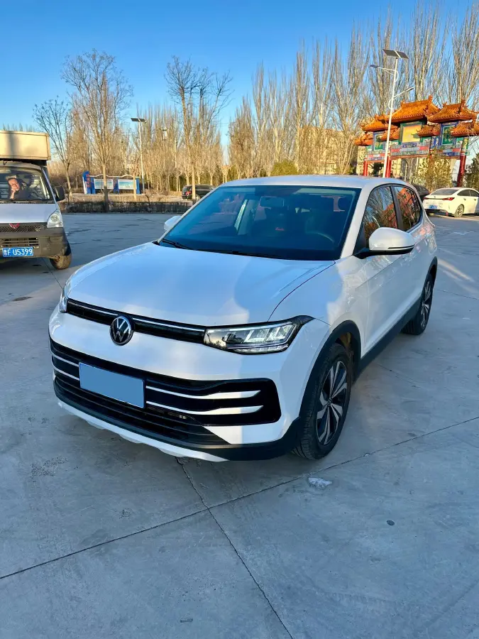 2025 Volkswagen Tharu 1.5L 110HP L4 6AT