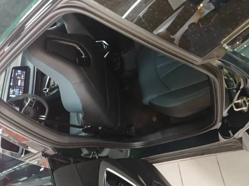 2025 MG 7 2.0T 261HP L4 9AT,autocango,china used car exporter,china ev exporter,chinese used car exporter,chinese used ev exporter