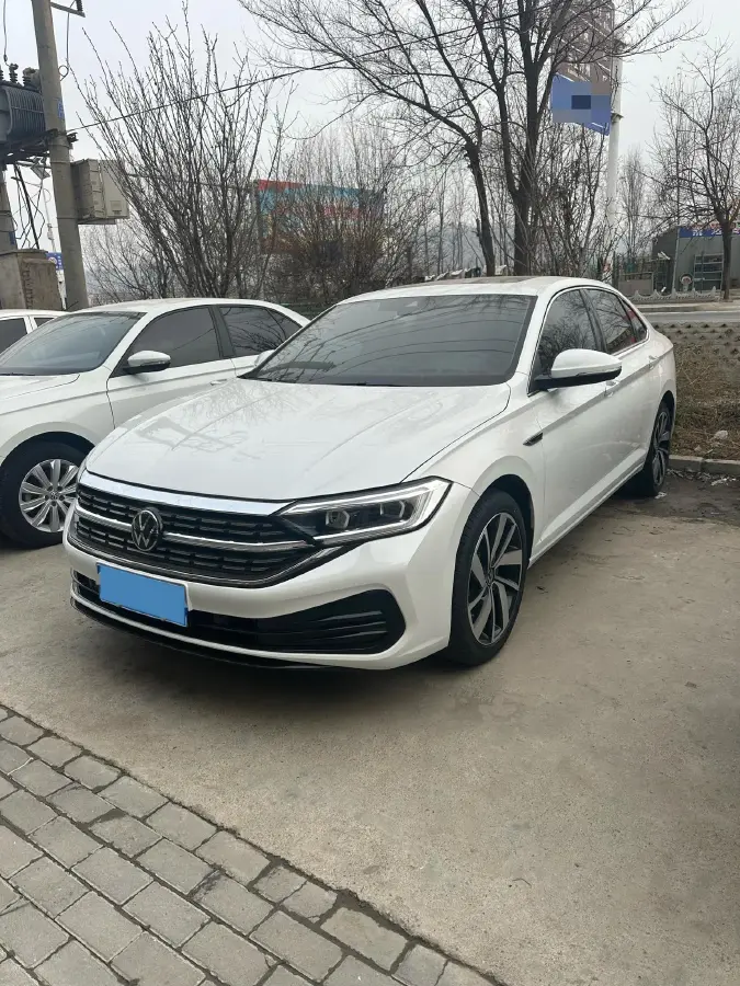 2024 Volkswagen Sagitar 1.5T 160HP L4 7DCT