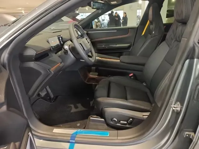 2025 Polestar 4 BEV,autocango,china used car exporter,china ev exporter,chinese used car exporter,chinese used ev exporter