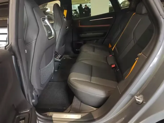 2025 Polestar 4 BEV,autocango,china used car exporter,china ev exporter,chinese used car exporter,chinese used ev exporter