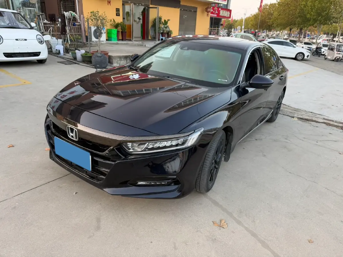 2021 Honda Accord 1.5T 194HP L4 CVT