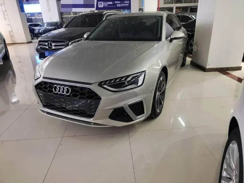 2020 Audi A4L 2.0T 190HP L4 7DCT