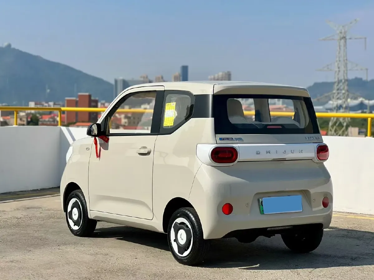 2024 WuLing HongGuang MINI EV BEV 17.3KWH,autocango,china used car exporter,china ev exporter,chinese used car exporter,chinese used ev exporter