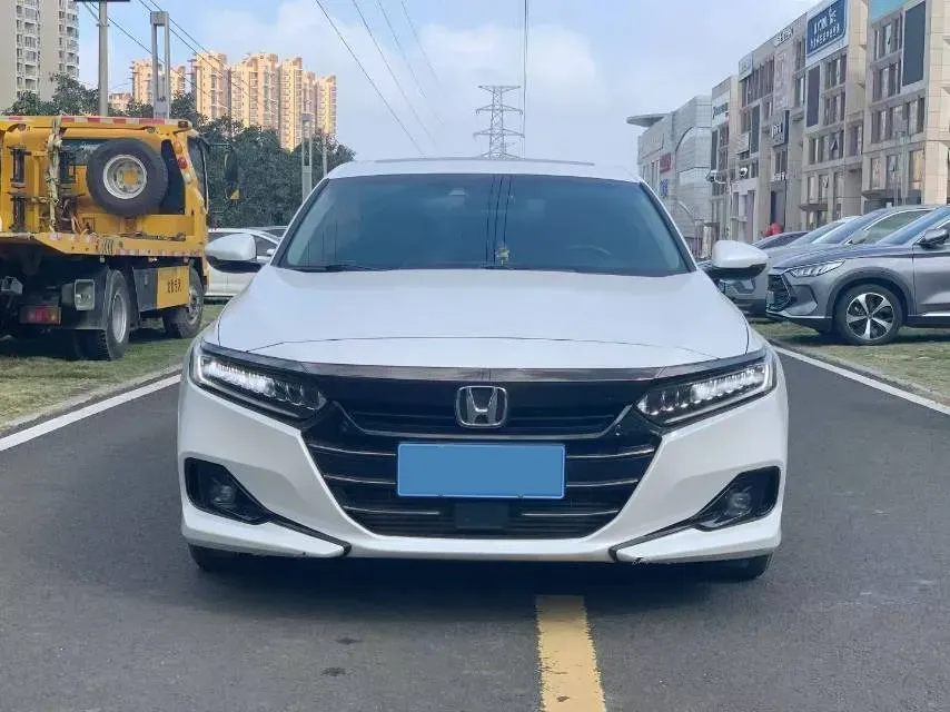 2022 Honda Accord 1.5T 194HP L4 CVT,autocango,china used car exporter,china ev exporter,chinese used car exporter,chinese used ev exporter