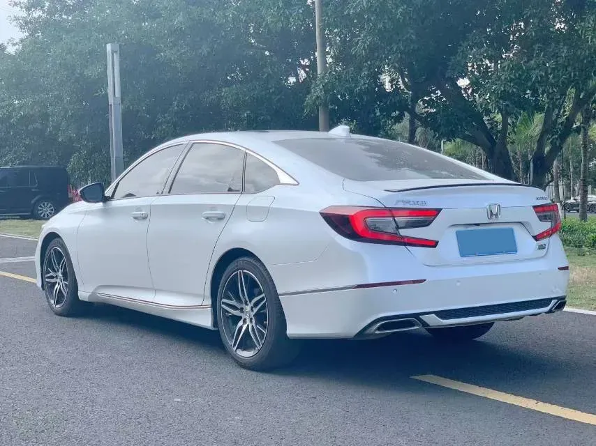2022 Honda Accord 1.5T 194HP L4 CVT,autocango,china used car exporter,china ev exporter,chinese used car exporter,chinese used ev exporter