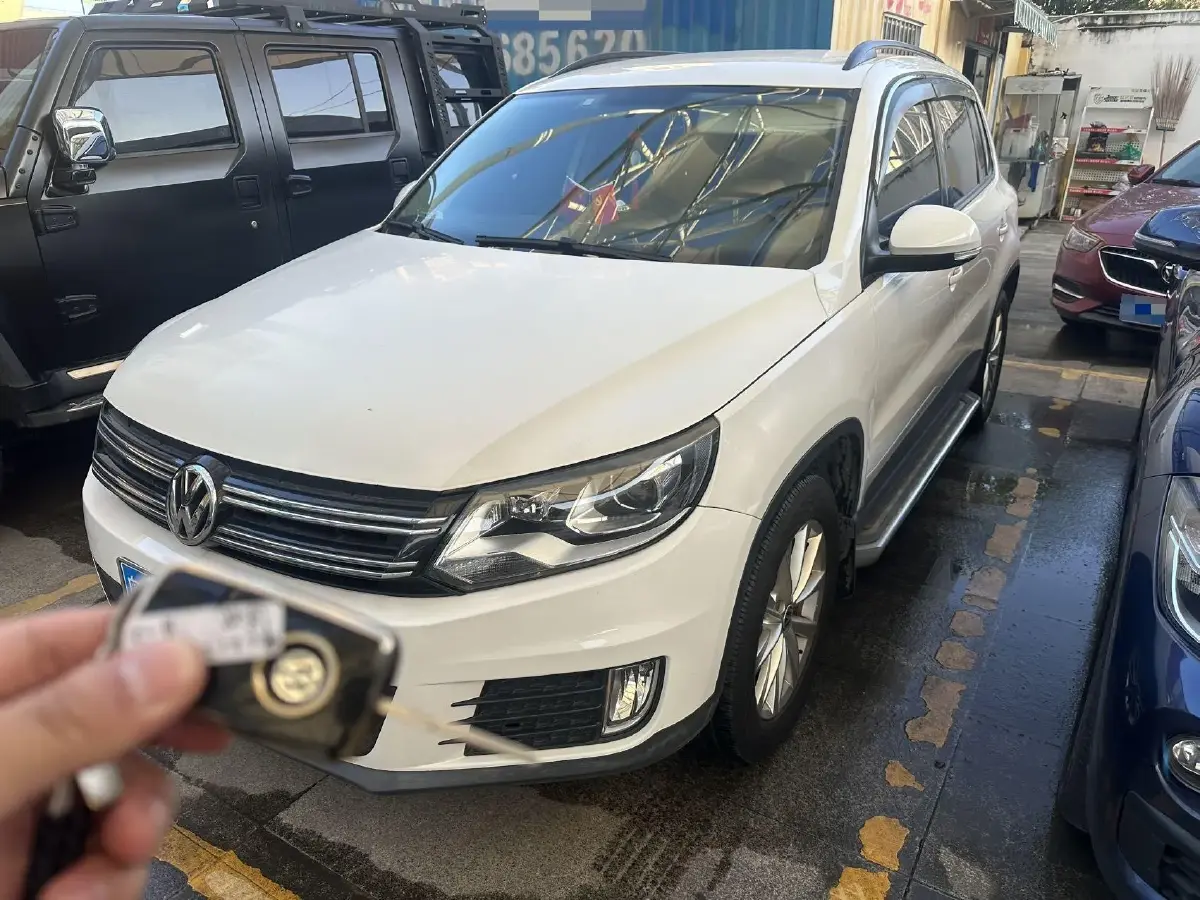 2016 Volkswagen Touran 1.4T 150HP L4 7DCT