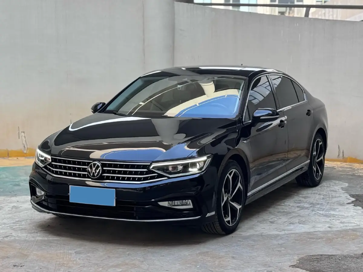 2023 Volkswagen Magotan 2.0T 186HP L4 7DCT