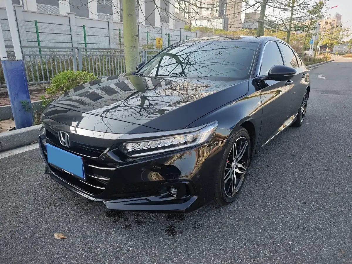 2022 Honda Accord 1.5T 194HP L4 CVT