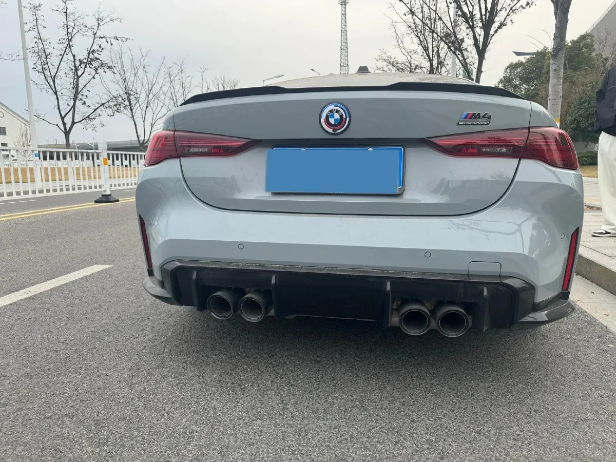 2024 BMW M4 3.0T 530HP L6 8AT,autocango,china used car exporter,china ev exporter,chinese used car exporter,chinese used ev exporter